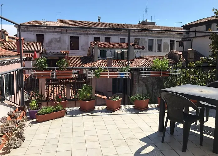 Ca' Ruffoni Terrace Apartament